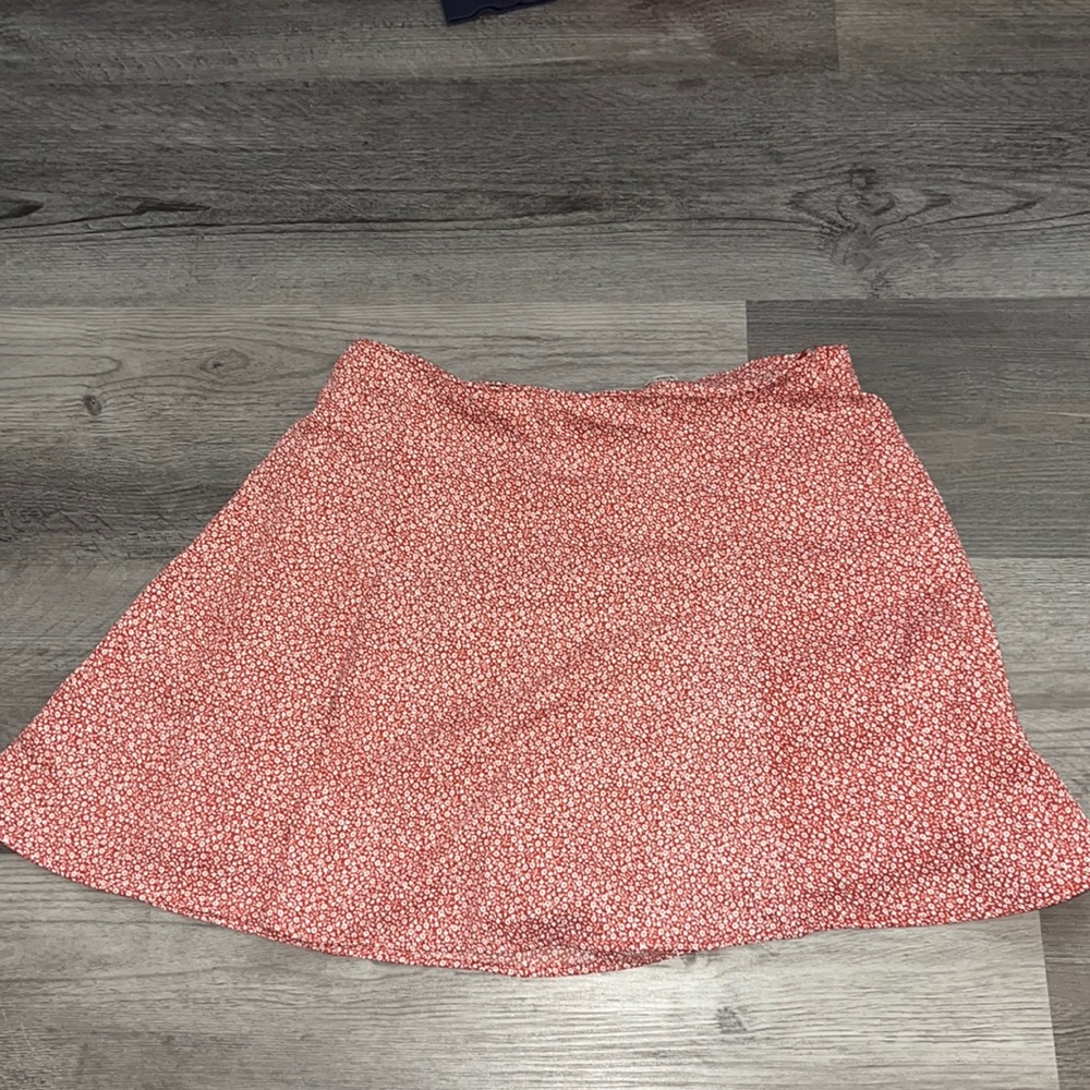 Abercrombie & Fitch red flower print skirt